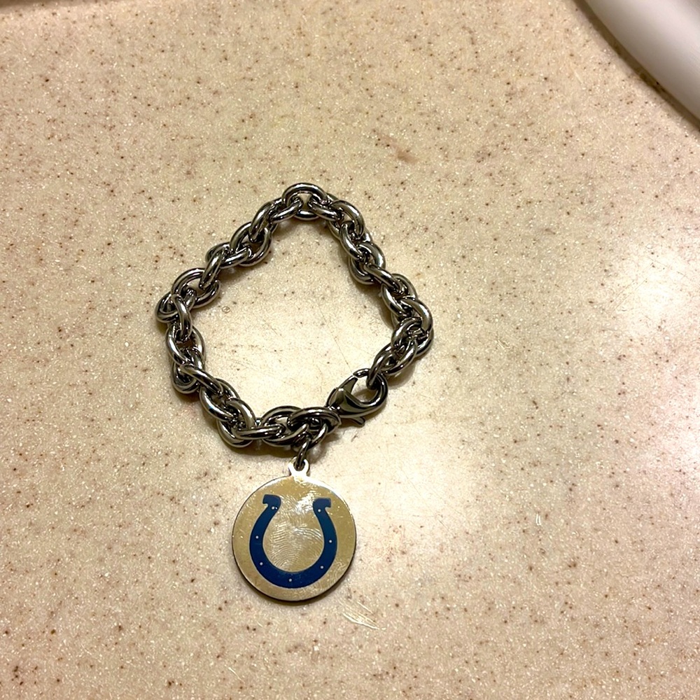 Indianapolis Colts Women’s charm bracelet
